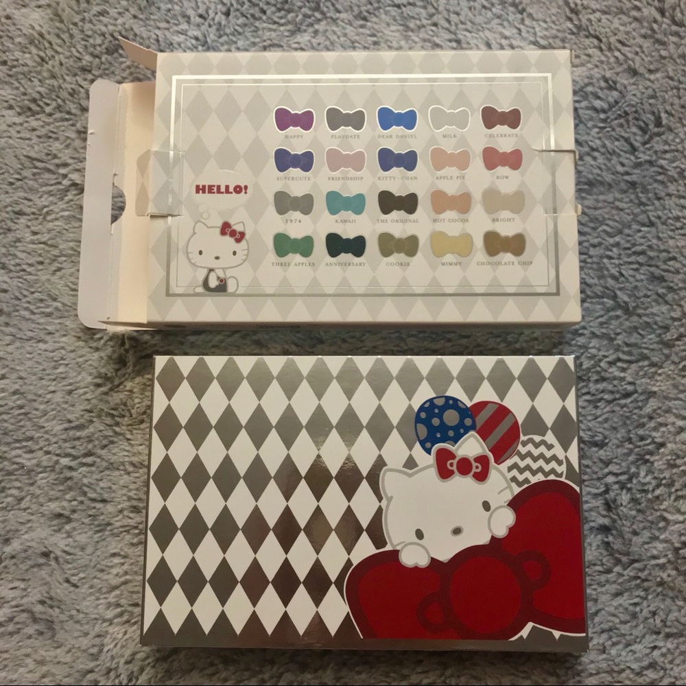 (RARE)NWT, HK 40th Anniversary POP-up palette. - Picture 6 of 10